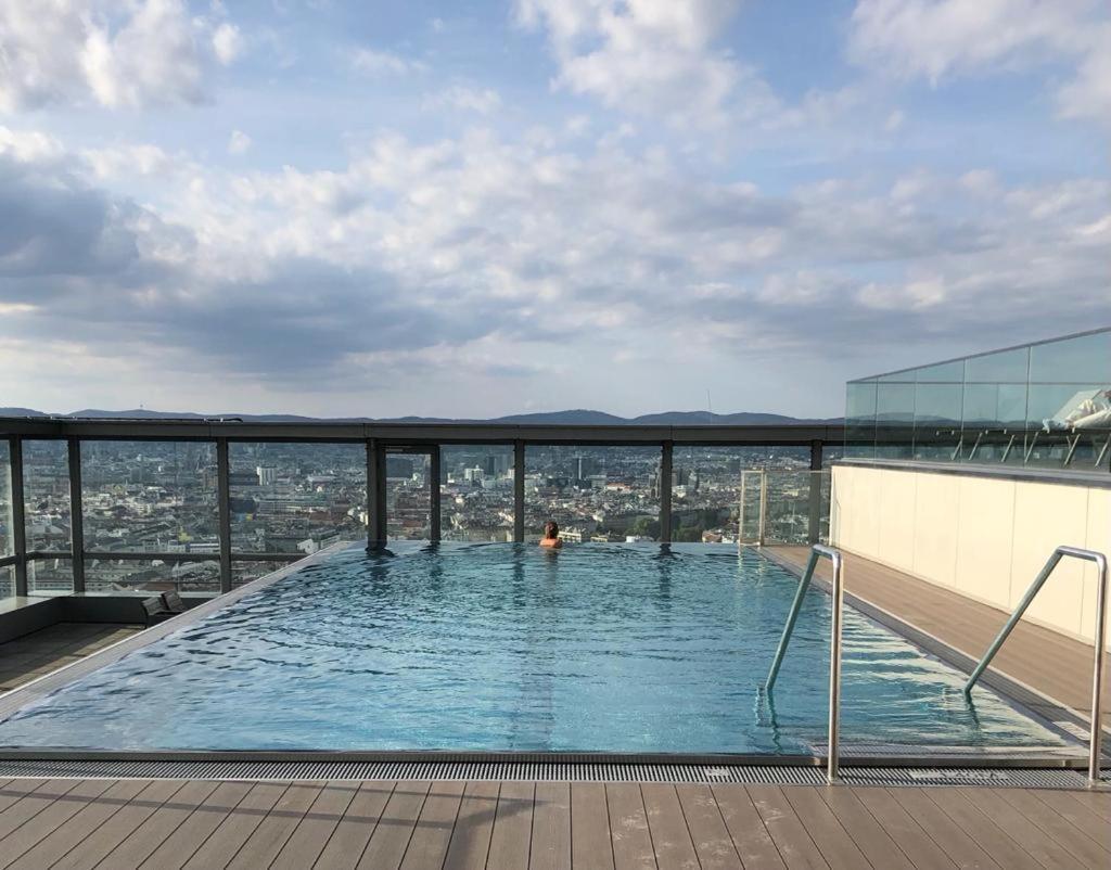 Executive Suite W/ Rooftop Pool Wien Eksteriør billede